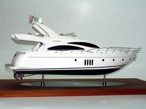 Azimut 68 "Lovin' Life"