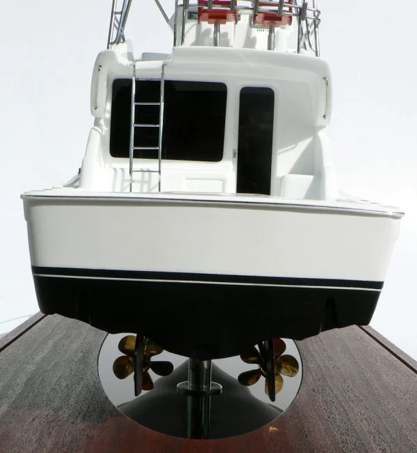 Bertram 410