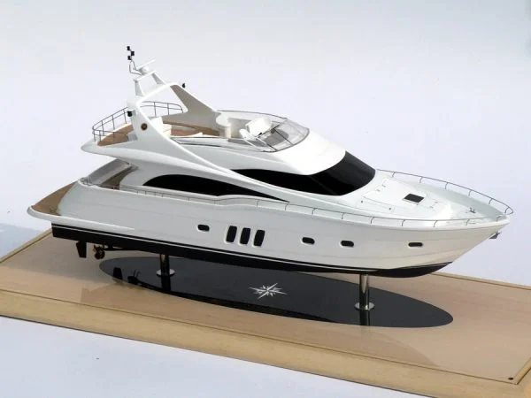 Carver Marquis 720