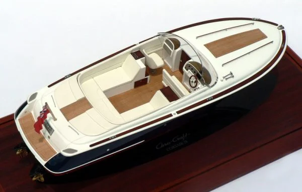 Chris Craft 28 "Bravery"