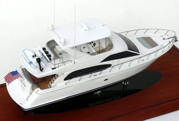 Hatteras 64 "Freedom"