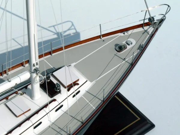 Hinckley Bermuda 40 "Alice Kay"