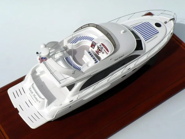 Meridian 411 "Knot Home III"