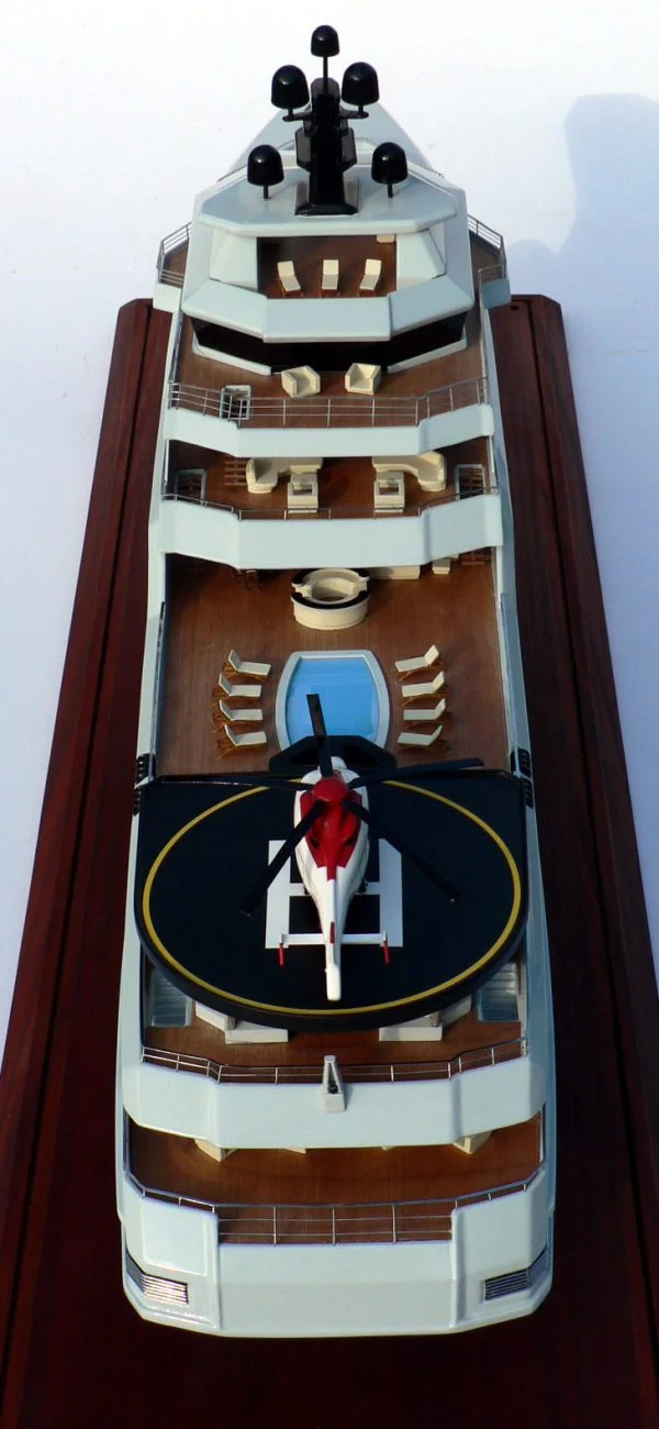 Palmer Johnson 80