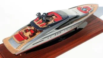Palmer Johnson 135 "Dragon"