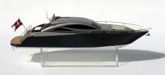 Royal Denship 82'