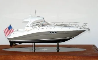 Sea Ray 40 Sundancer "Family Affair"