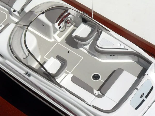 Sea Ray 240
