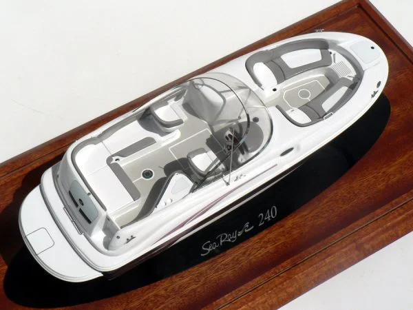 Sea Ray 240