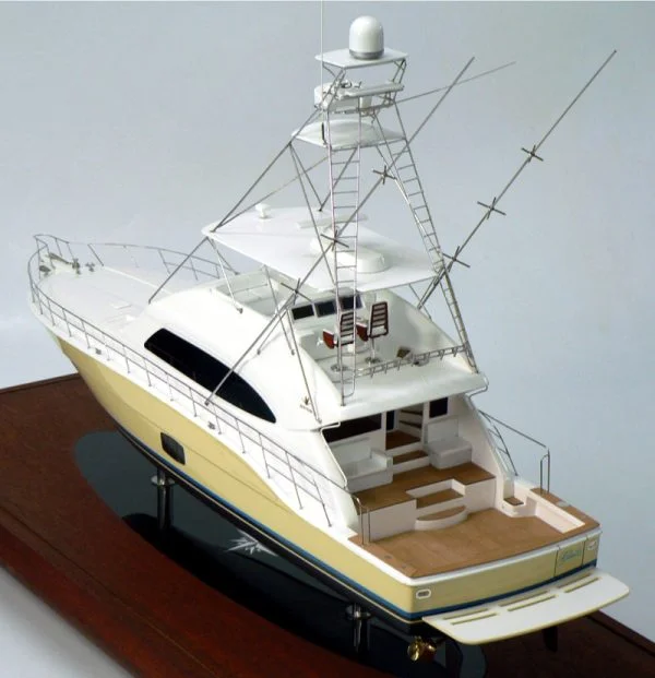 Bertram 700 "Ghilo"