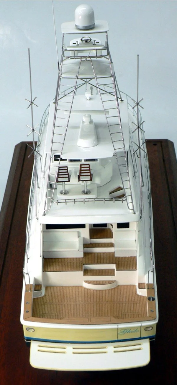 Bertram 700 "Ghilo"