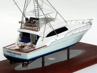 Bertram 670 "Sweet Caroline" Model by Abordage