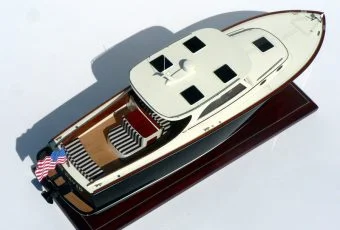 Hinckley Picnic "Camp David" Model by Abordage