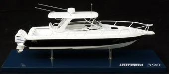 Intrepid 390 Sport Yacht Model by Abordage
