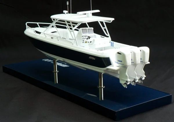 Intrepid 400 Cuddy Model by Abordage
