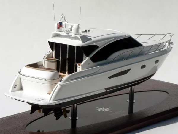 Tiara 5800 Sovran Model by Abordage