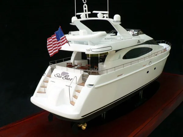 Azimut 70 Flybridge Range Model by Abordage