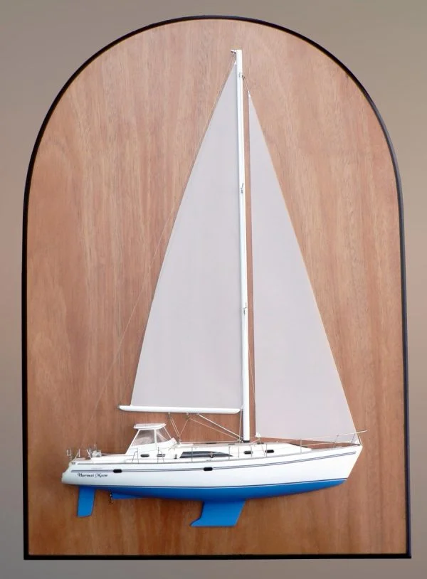 Catalina 445 "Harvest Moon". Model built by Abordage