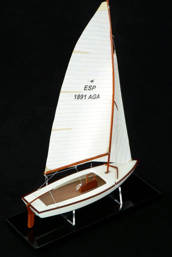 Snipe 420. Model built by Abordage