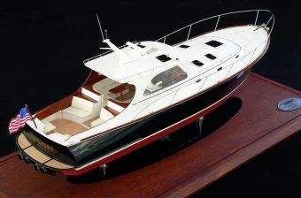 Hinckley Talaria 44 MK II. Model built by Abordage