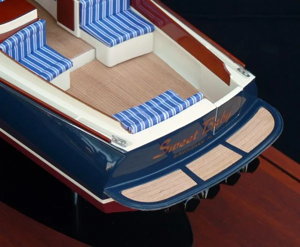 Hinckley Picnic Boat MK III Model by Abordage
