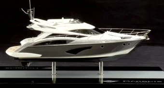 Marquis 500 Sport Bridge model built by Abordage