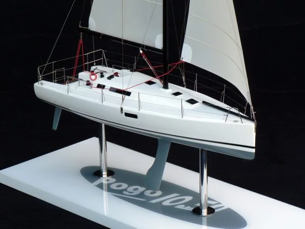 Pogo 10,50 model built by Abordage