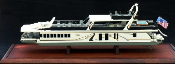 Fantasy Yachts Houseboat 110 "Cents Less"