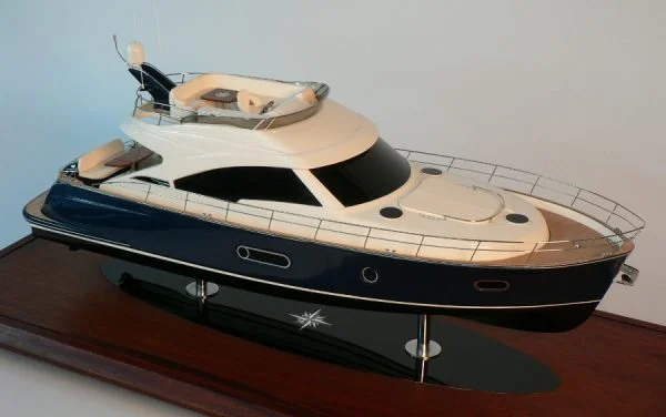 Belize 52 Flybridge Model built by Abordage