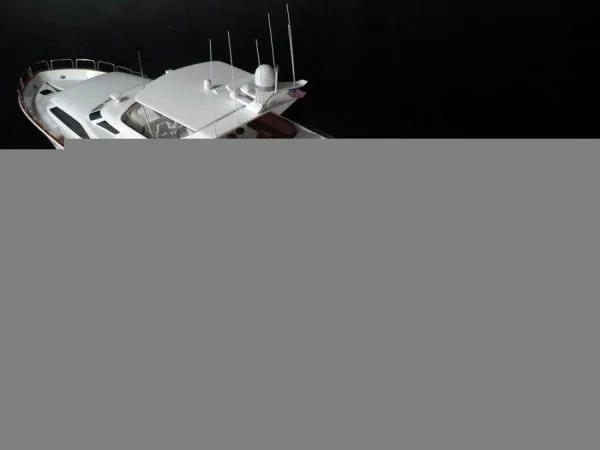 Hatteras 100 Motor Yacht model built by Abordage