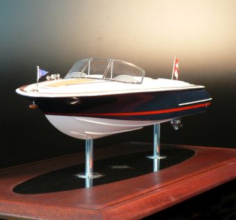 CHRIS CRAFT CORSAIR 25 MODEL BY ABORDAGE