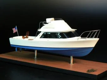 Bertram 31 Boat Model built by Abordage