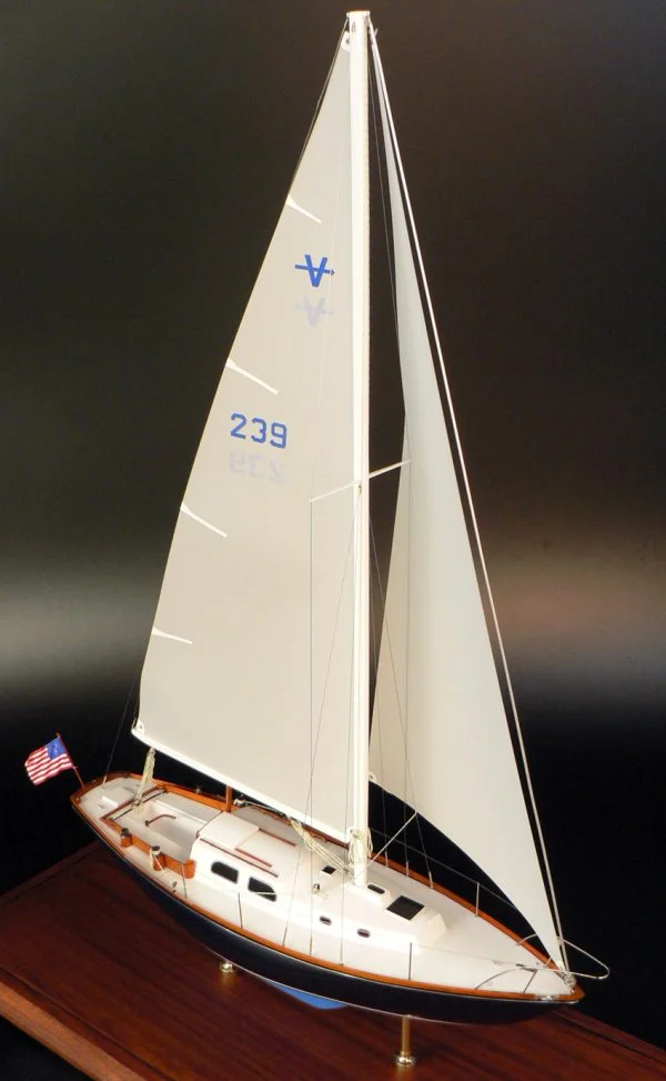 PEARSON VANGUARD MODEL BY ABORDAGE