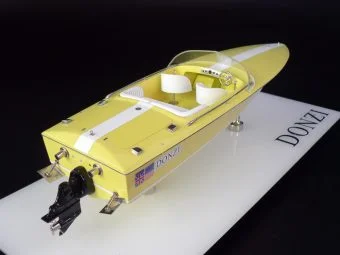 DONZI 18 MODEL BOAT BUILT BY ABORDAGE