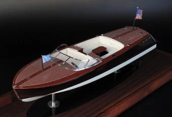 27' Tommy Bahama edition Hacker-Craft boat model by Abordage
