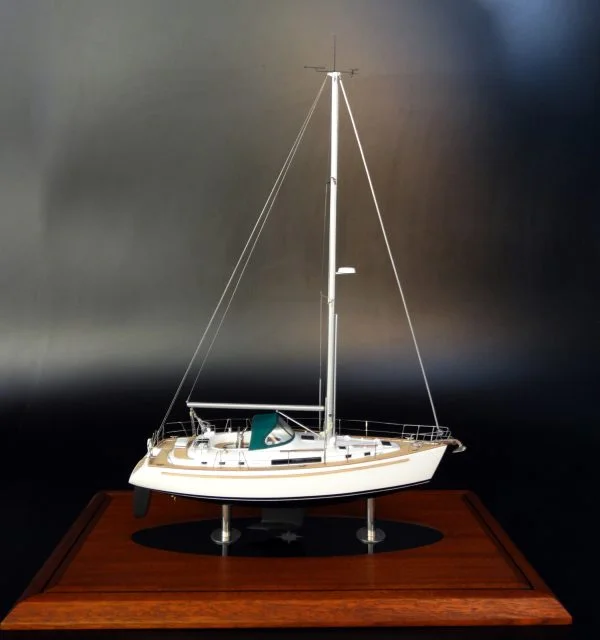 Beneteau Oceanis 44 Central Cockpit custom model built by Abordage