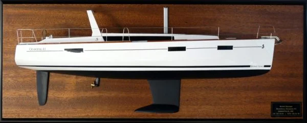 Beneteau Oceanis 41 half model with deck details by Abordage