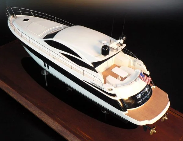 PERSHING 62 boat model built by Abordage