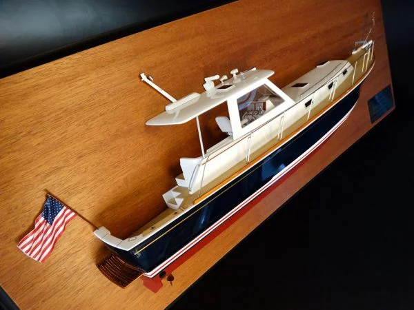 GRAND BANK EASTBAY 43 HX