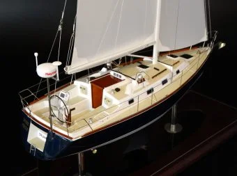 Tartan 3400