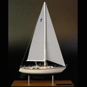 Bristol 38.8 desk model