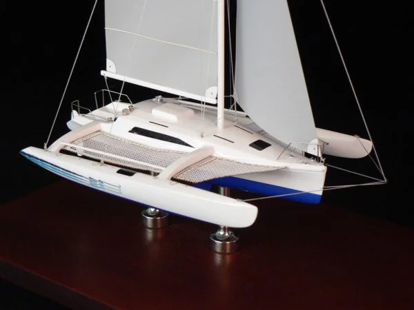 Corsair F31 desk model