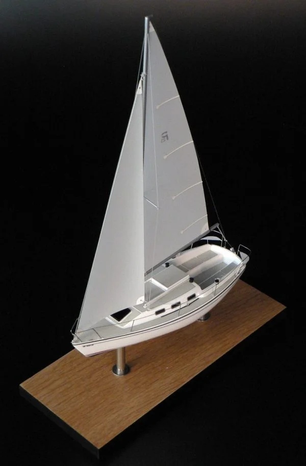 Precision 23 desk model