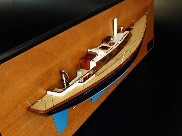 Hinckley Sou Wester 51 Half Model