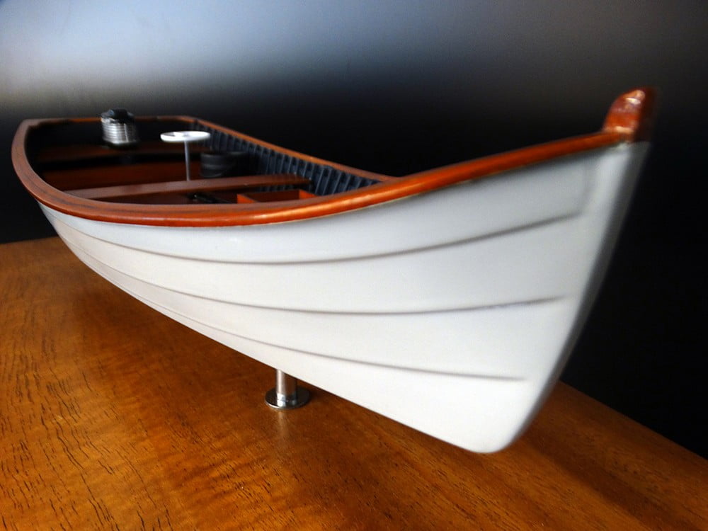 Jersey Skiff 16 desk model