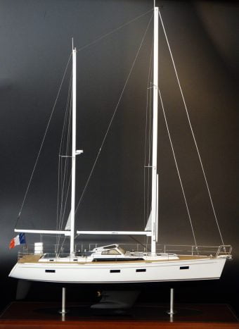 Amel 55 custom model