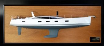 Jeanneau 64 Half Model with deck details