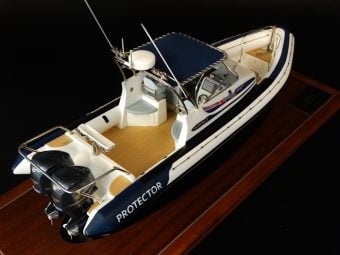 Rayglass Protector 8.5 desk model