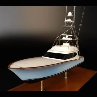 Hatteras 63 GT desk model