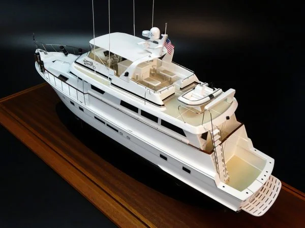 Hatteras 70 custom model